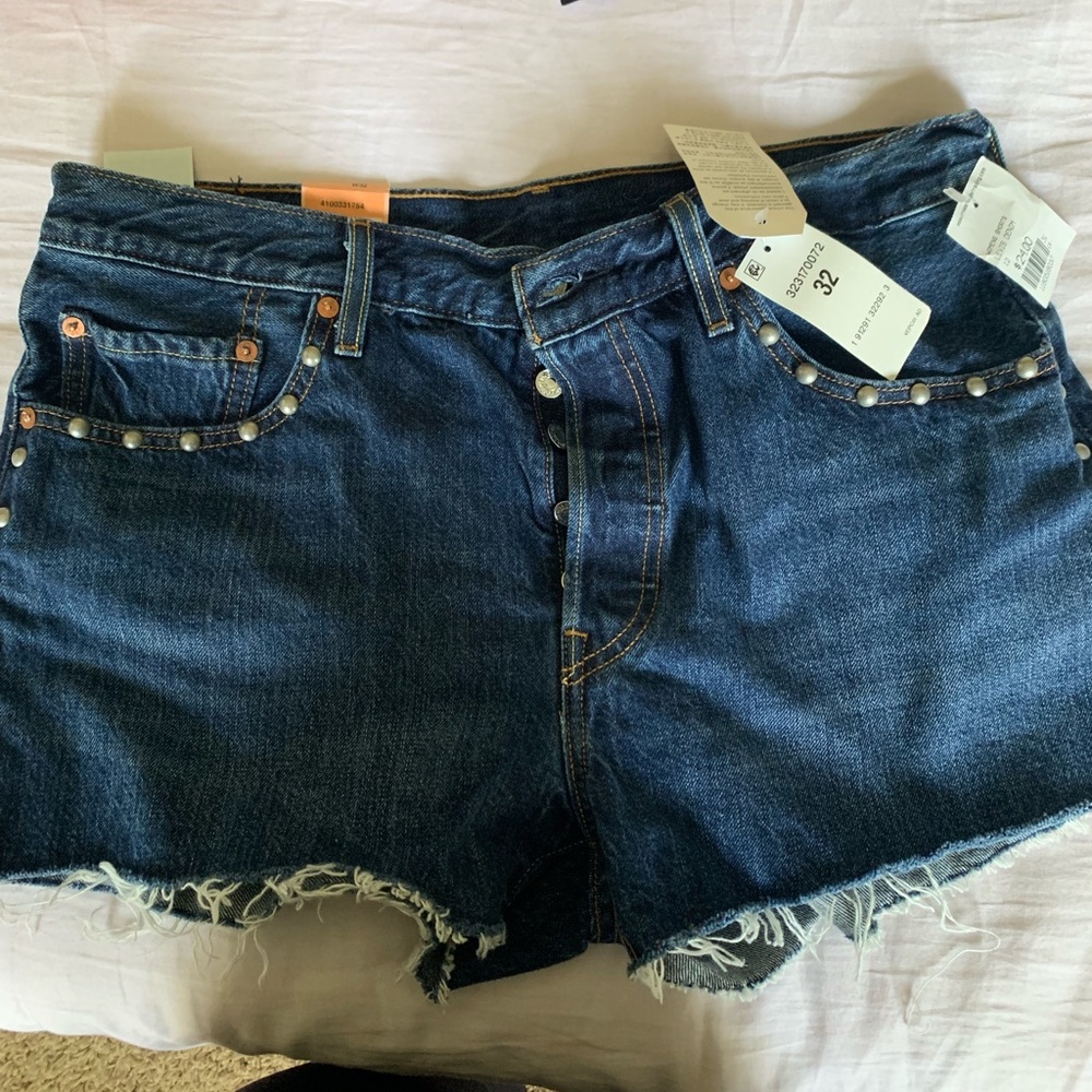 Women shorts
